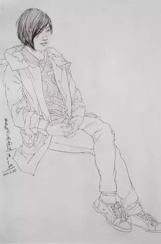 1575016642642194.jpg 中国美术学院徐默教授在云南大学进行人物线描